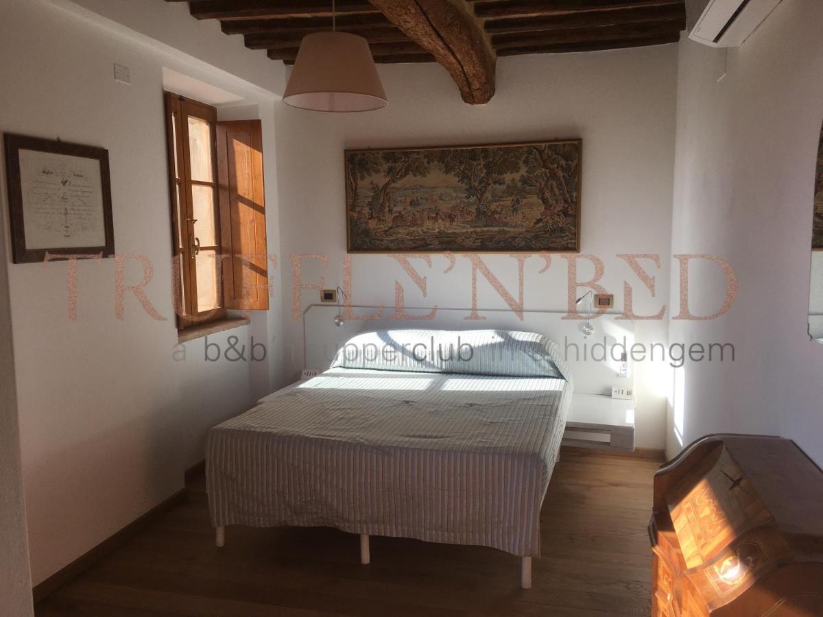 Truffle'N'Bed Bed & Breakfast San Giovanni dʼAsso Екстериор снимка