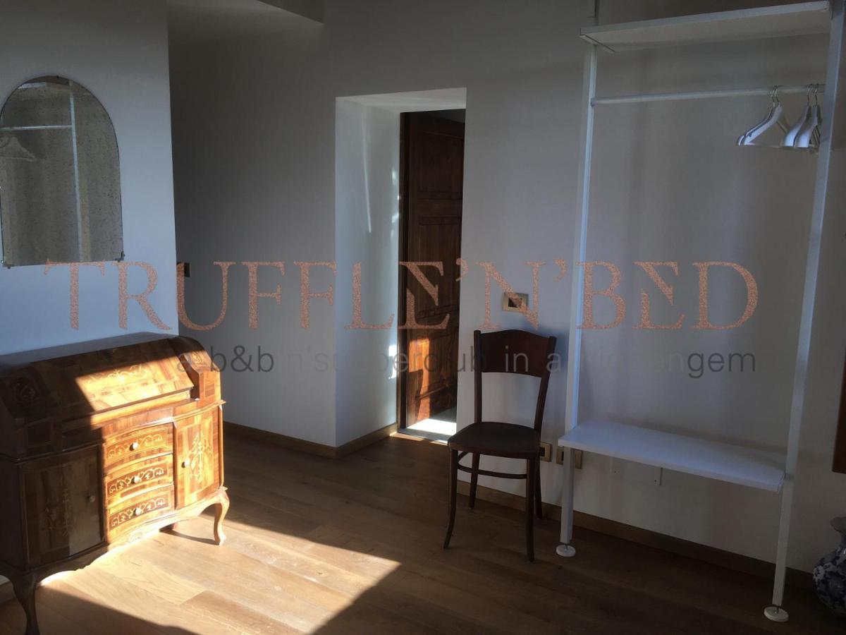 Truffle'N'Bed Bed & Breakfast San Giovanni dʼAsso Екстериор снимка